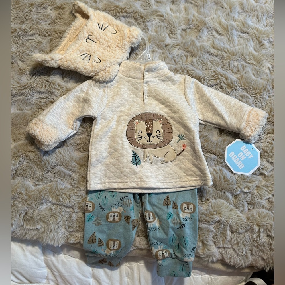 Lion Baby Outfit with Hat